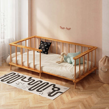 Lore Çocuk Karyolası, %100 masif kayın, 200 cm genişliğinde, ev ortamında kullanım görünümü