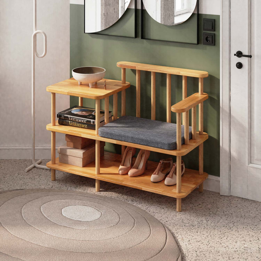 Thindor Bench, masif kayın gövde ve kumaş döşeme, 110 cm genişliğinde, ev ortamında kullanım görünümü