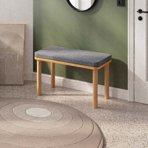 Dorrin Bench 80 x 38 cm, kül keten döşeme, masif kayın gövde, ev ortamında kullanım görünümü