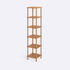6 Raflı Kitaplık 38 x 38 cm, %100 masif kayın, doğal ahşap dokusu, beyaz zeminde üç çeyrek açıdan stüdyo çekimi