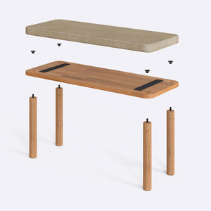 Dorrin Bench 100 x 38 cm parçalarına ayrılmış montaj görünümü, kum keten oturum ve masif kayın ayaklar