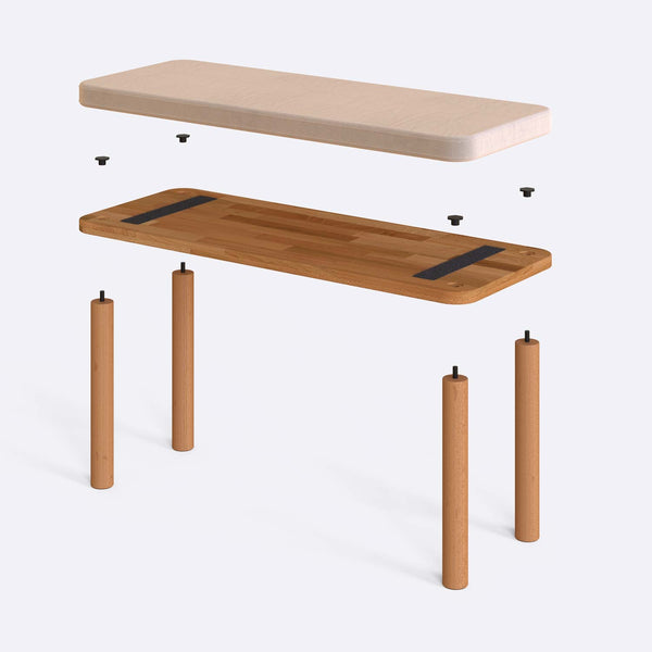 Dorrin Bench 100 x 38 cm parçalarına ayrılmış montaj görünümü, ekru kadife oturum ve masif kayın ayaklar
