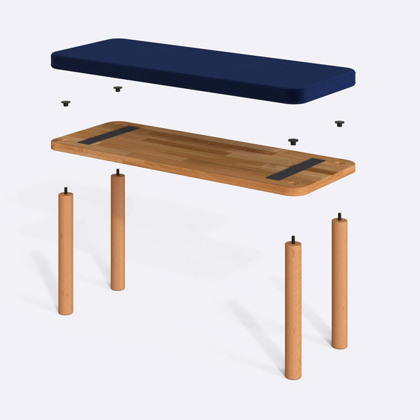 Dorrin Bench 100 x 38 cm parçalarına ayrılmış montaj görünümü, lacivert kadife oturum ve masif kayın ayaklar