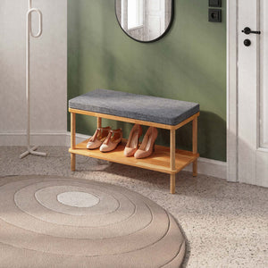 Waljan Bench 80 x 38 cm, kül keten döşeme, masif kayın gövde, döşenmiş oda ortamında kullanım görünümü