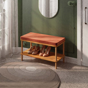 Waljan Bench 80 x 38 cm, somon kadife döşeme, masif kayın gövde, döşenmiş oda ortamında kullanım görünümü