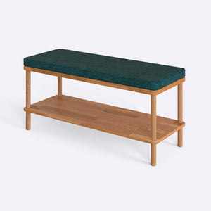 Waljan Bench 100 x 38, petrol keten döşeme, masif kayın gövde, beyaz zeminde üç çeyrek açıdan stüdyo çekimi