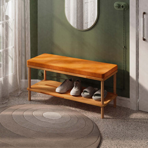Waljan Bench 100 x 38, badem kadife döşeme, masif kayın gövde, döşenmiş oda ortamında kullanım görünümü