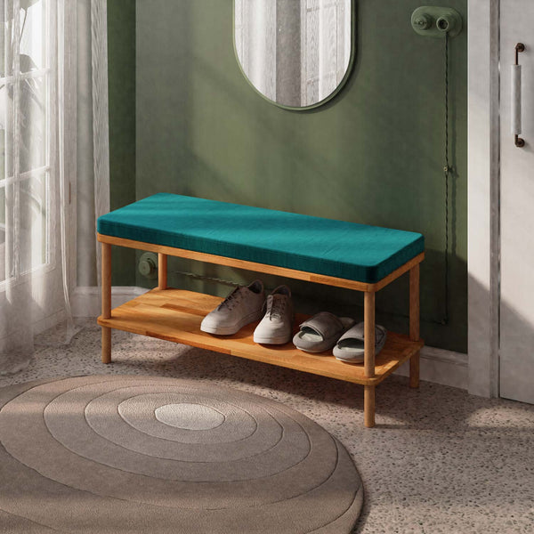 Waljan Bench 100 x 38, petrol kadife döşeme, masif kayın gövde, döşenmiş oda ortamında kullanım görünümü