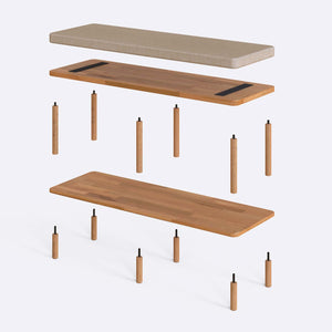 Waljan Bench 120 x 38 parçalarına ayrılmış montaj görünümü, ekru keten döşemeli oturum, masif kayın ayaklar ve vidalar