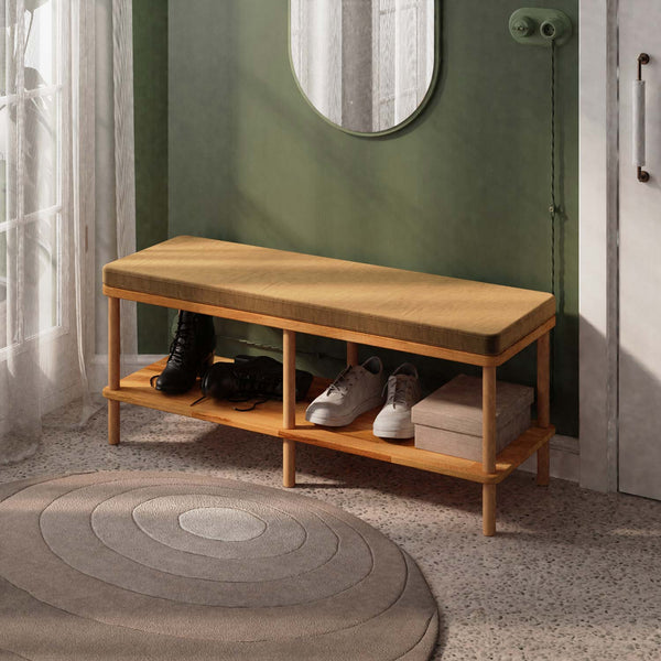 Waljan Bench 120 x 38, vizon kadife döşemeli oturum ve masif kayın gövde, döşenmiş oda ortamında kullanım görünümü