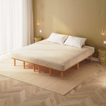 Beorn Çift Kişilik Karyola 200 x 200 cm, %100 masif kayın, doğal ahşap dokusu, ev ortamında kullanım görünümü