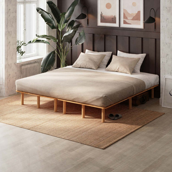 Beorn Çift Kişilik Karyola 200 x 200 cm, %100 masif kayın, doğal ahşap dokusu, ev ortamında kullanım görünümü