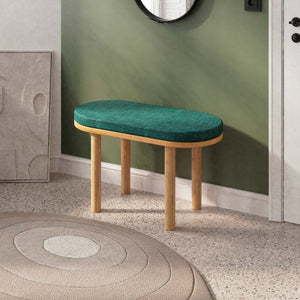 Shiv Bench 80 x 38 cm, petrol keten döşeme, masif kayın gövde, döşenmiş oda ortamında kullanım görünümü