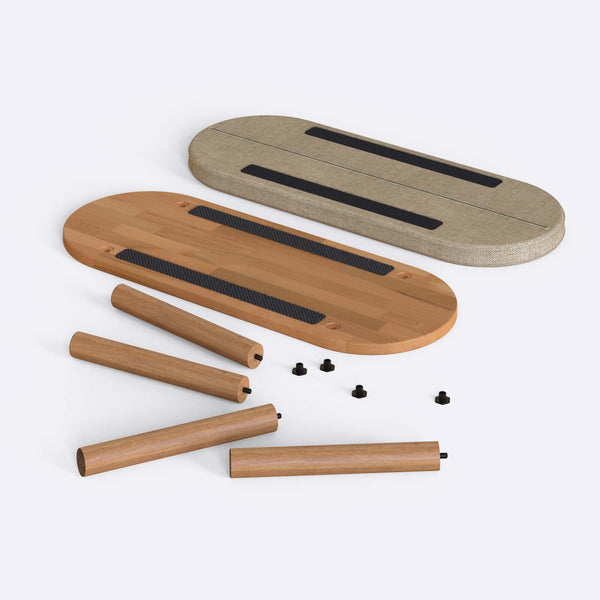 Shiv Bench 100 x 38 cm, kum keten döşeme, masif kayın gövde, beyaz zeminde önden stüdyo çekimi