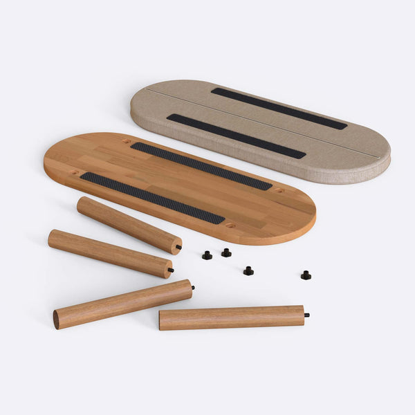 Shiv Bench 100 x 38 cm, ekru keten döşeme, masif kayın gövde, beyaz zeminde önden stüdyo çekimi