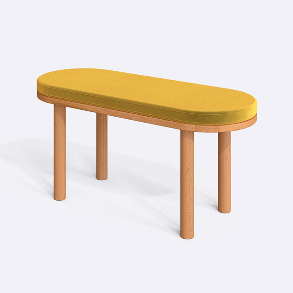 Shiv Bench 100 x 38 cm, sarı kadife döşeme, masif kayın gövde, beyaz zeminde üç çeyrek açıdan çekim