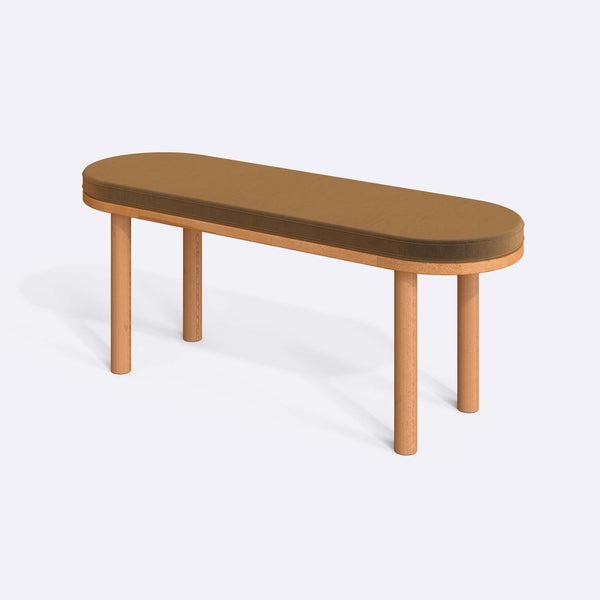 Shiv Bench 120 x 38, vizon kadife döşeme, masif kayın gövde, beyaz zeminde üç çeyrek açıdan stüdyo çekimi