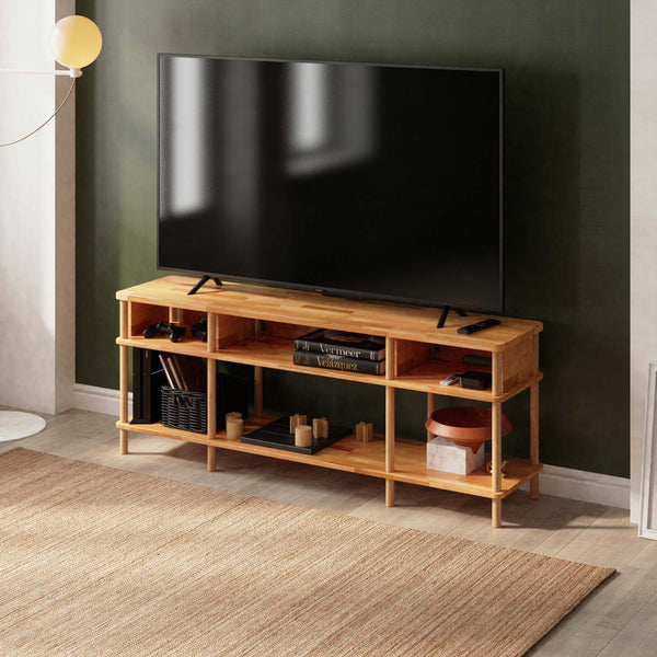 Lunt TV Ünitesi 160 x 38 cm, %100 masif kayın, doğal ahşap dokusu, ev ortamında kullanım görünümü
