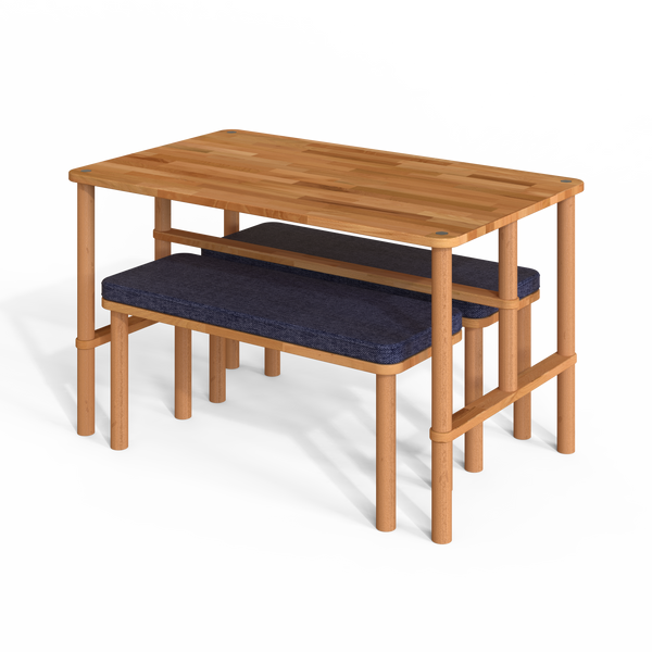 Reva Yemek Masası ve Bench Takımı – 130 x 78, Keten Lacivert döşeme, masif kayın gövde, beyaz zeminde üç çeyrek açıdan çekim