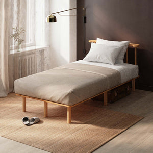 Lore Tek Kişilik Karyola 100 x 200 cm, %100 masif kayın, doğal ahşap dokusu, döşenmiş oda ortamında kullanım görünümü