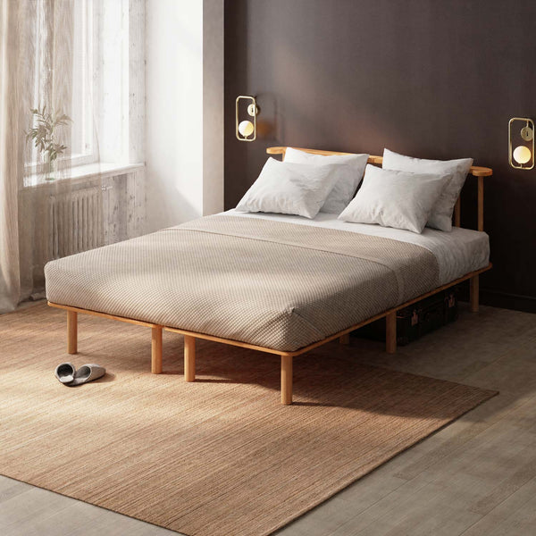 Lore Çift Kişilik Karyola 150 x 200 cm, %100 masif kayın, doğal ahşap dokusu, ev ortamında kullanım görünümü