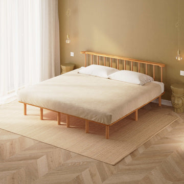 Lore Çift Kişilik Karyola 200 x 200 cm, %100 masif kayın, doğal ahşap dokusu, ev ortamında kullanım görünümü