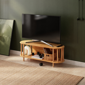 Leia TV Ünitesi 120 x 38 cm, %100 masif kayın, doğal ahşap dokusu, ev ortamında kullanım görünümü