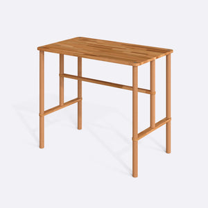 Reva Bar Masası 130 x 78 cm, %100 masif kayın, beyaz zeminde üç çeyrek açıdan çekim