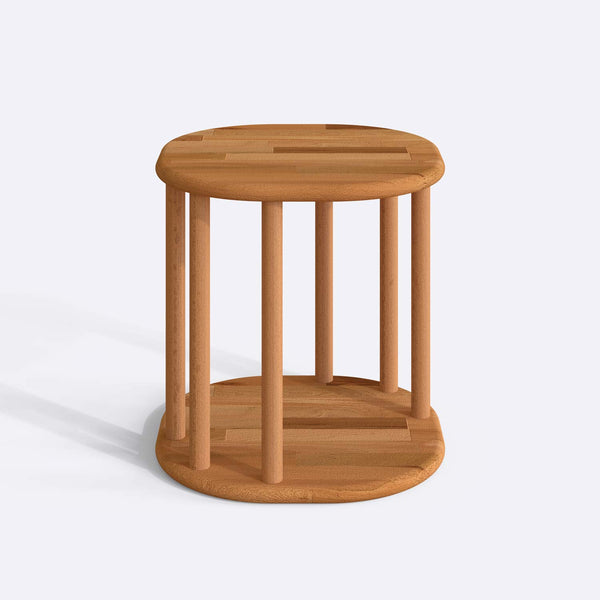 Ube Sehpa 44 x 44 cm, %100 masif kayın, doğal ahşap dokusu, beyaz zeminde önden stüdyo çekimi