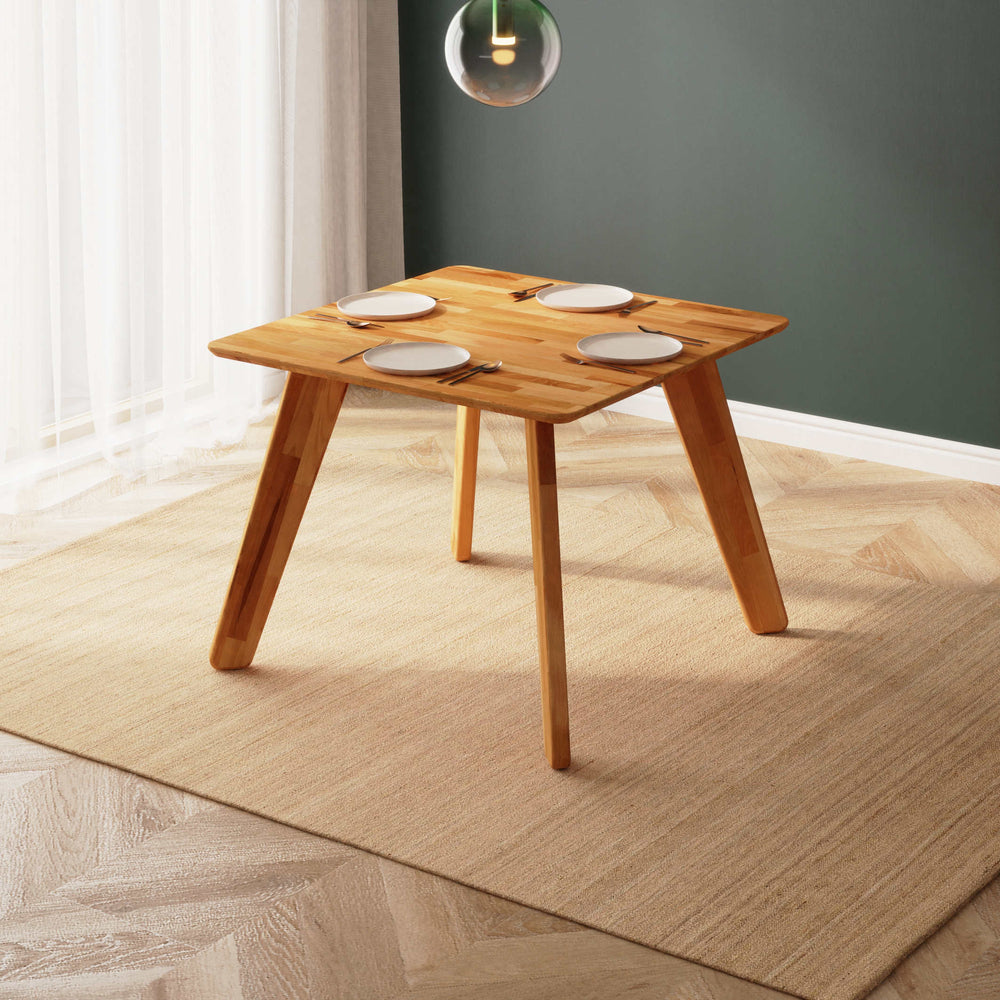 Han Kare Yemek Masası 100 x 100 cm, %100 masif kayın, doğal ahşap dokusu, ev ortamında kullanım görünümü