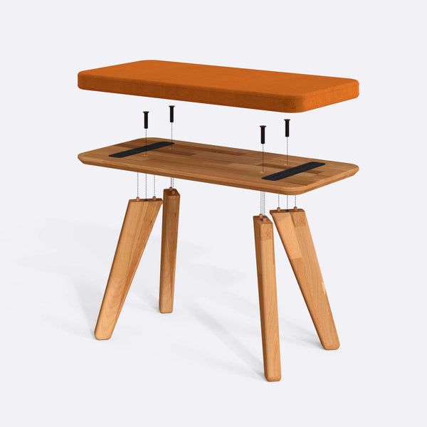 Han Bench 80 x 38 cm parçalarına ayrılmış montaj görünümü, badem kadife oturum ve masif kayın ayaklar