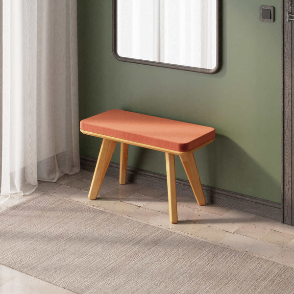Han Bench 80 x 38 cm, somon kadife döşeme, masif kayın gövde, ev ortamında kullanım görünümü