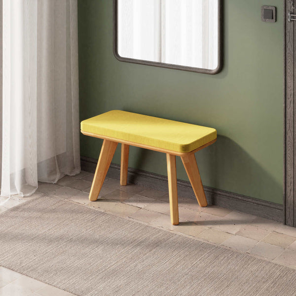 Han Bench 80 x 38 cm, sarı kadife döşeme, masif kayın gövde, ev ortamında kullanım görünümü