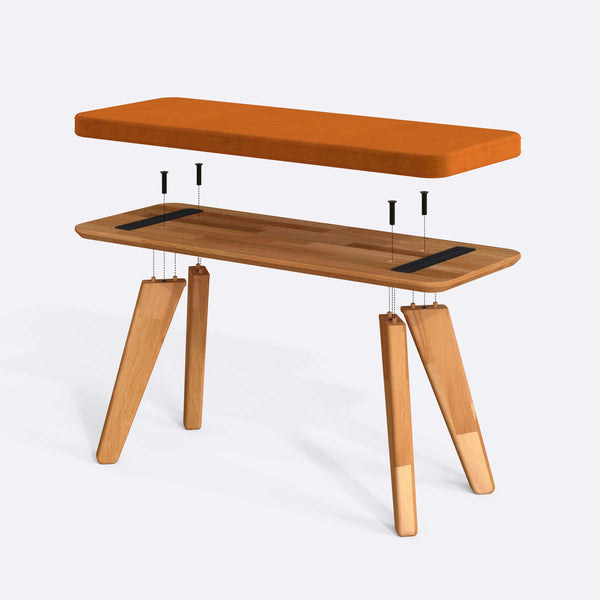 Han Bench 100 x 38 cm parçalarına ayrılmış montaj görünümü, badem kadife oturum ve masif kayın ayaklar