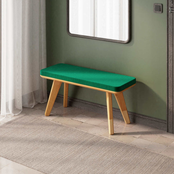 Han Bench 100 x 38 cm, zümrüt kadife döşeme, masif kayın gövde, ev ortamında kullanım görünümü