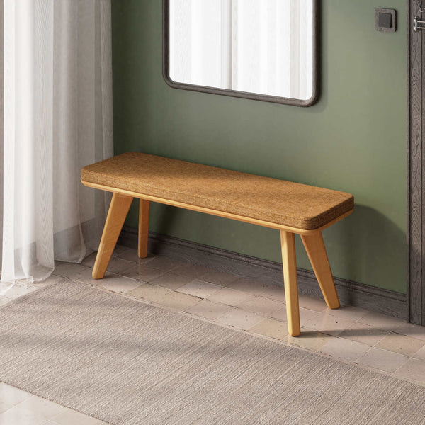 Han Bench 120 x 38, badem keten döşeme, masif kayın gövde, ev ortamında kullanım görünümü