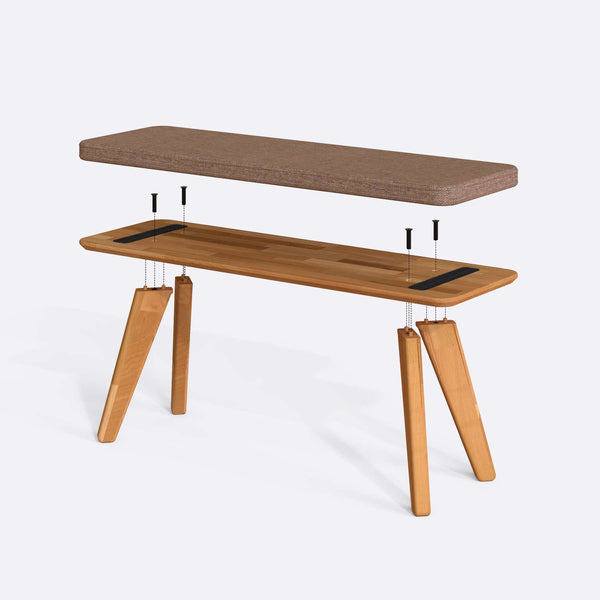 Han Bench 120 x 38 parçalarına ayrılmış montaj görünümü, kahve keten oturum ve masif kayın ayaklar