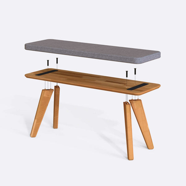 Han Bench 120 x 38 parçalarına ayrılmış montaj görünümü, gri keten oturum ve masif kayın ayaklar