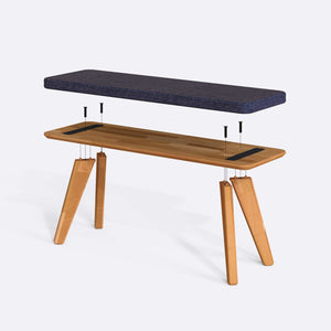Han Bench 120 x 38 parçalarına ayrılmış montaj görünümü, lacivert keten oturum ve masif kayın ayaklar