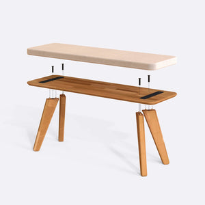 Han Bench 120 x 38 parçalarına ayrılmış montaj görünümü, ekru kadife oturum ve masif kayın ayaklar