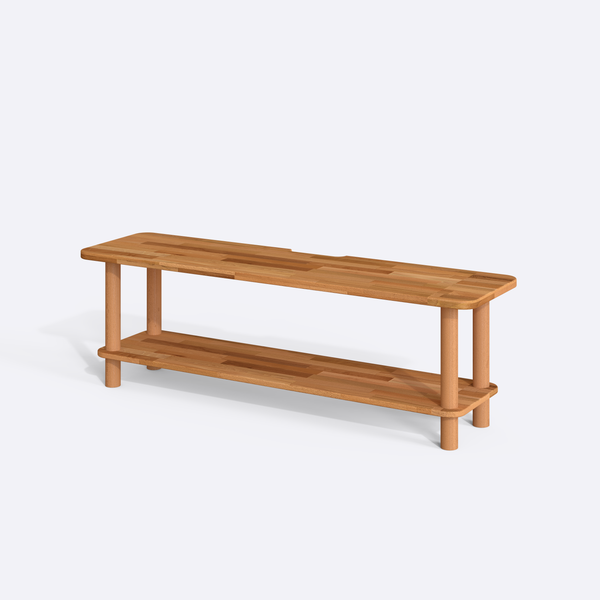 Sora TV Ünitesi 140 x 38 cm, %100 masif kayın, doğal ahşap dokusu, beyaz zeminde üç çeyrek açıdan stüdyo çekimi