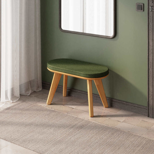 Yase Bench 80 x 38 cm, yeşil keten döşeme, masif kayın gövde, döşenmiş ev ortamında kullanım görünümü