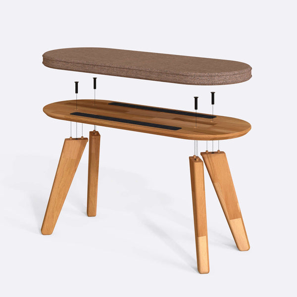 Yase Bench 100 x 38 cm parçalarına ayrılmış montaj görünümü, kahve keten döşeme ve masif kayın parçalar