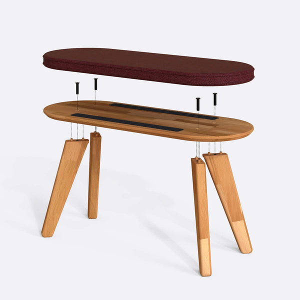 Yase Bench 100 x 38 cm parçalarına ayrılmış montaj görünümü, bordo keten döşeme ve masif kayın parçalar