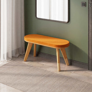 Yase Bench 100 x 38 cm, badem kadife döşeme, masif kayın gövde, ev ortamında kullanım görünümü
