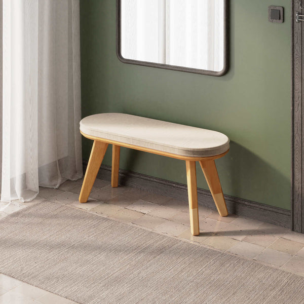 Yase Bench 100 x 38 cm, kum kadife döşeme, masif kayın gövde, ev ortamında kullanım görünümü