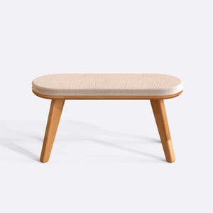 Yase Bench 100 x 38 cm, ekru kadife döşeme, masif kayın gövde, beyaz zeminde önden stüdyo çekimi
