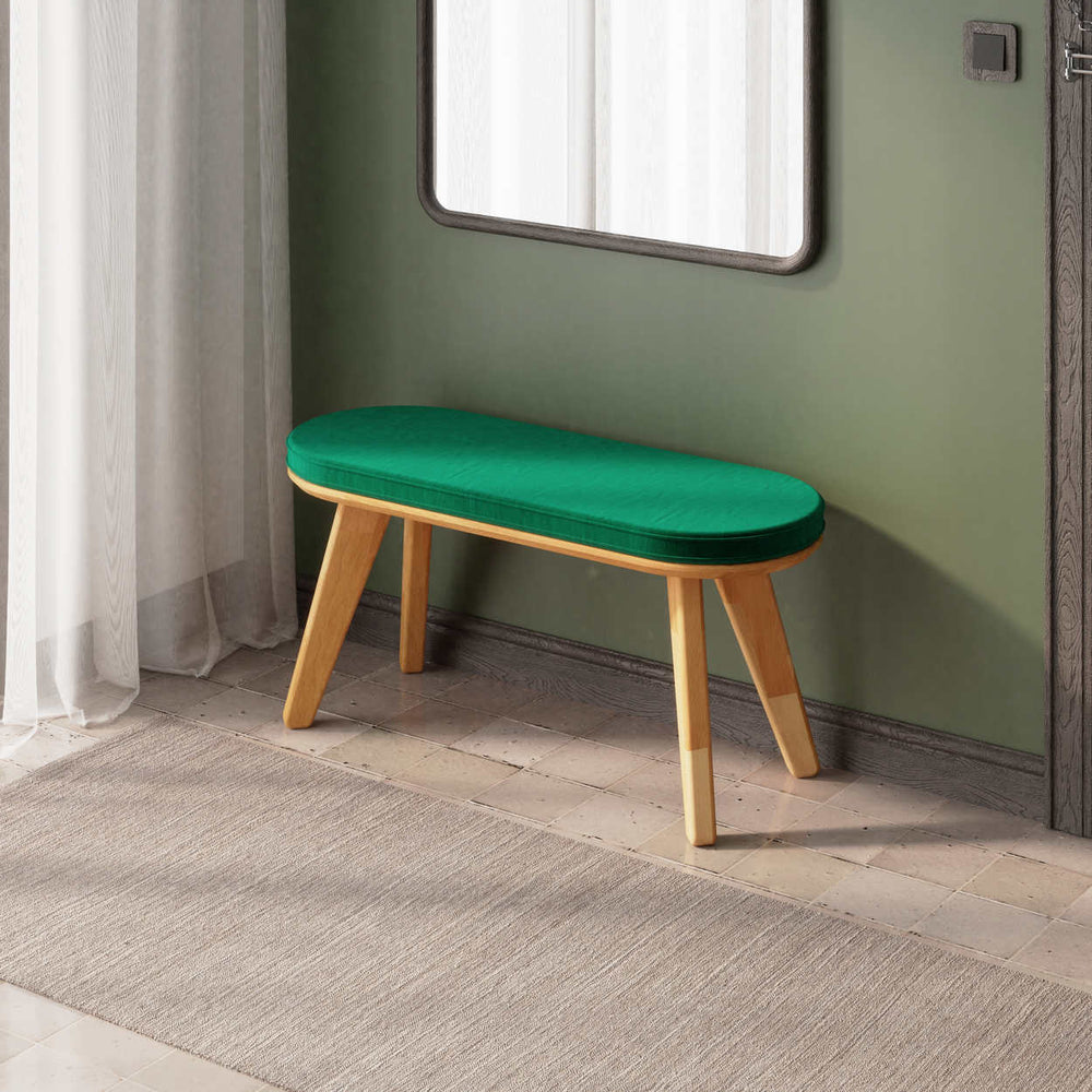 Yase Bench 100 x 38 cm, masif kayın gövde ve kumaş döşeme, ev ortamında kullanım görünümü
