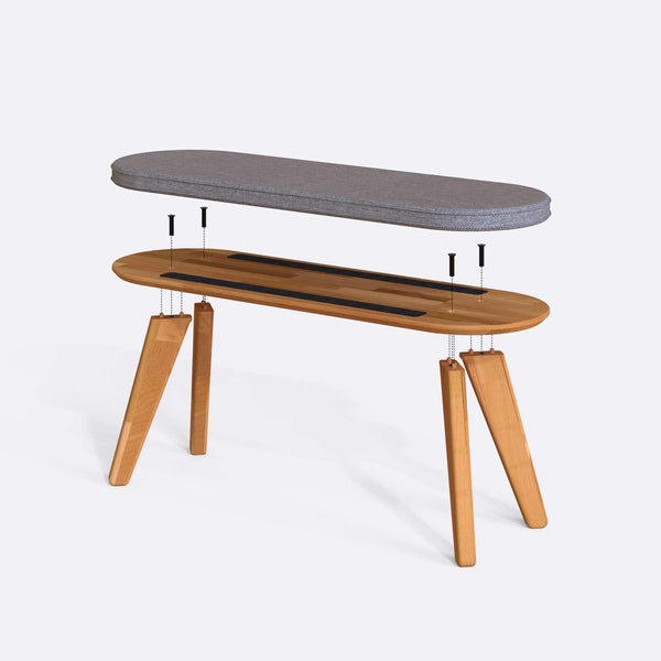 Yase Bench 120 x 38 parçalarına ayrılmış montaj görünümü, gri keten döşemeli oturum, masif kayın ayaklar ve vidalar