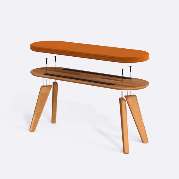 Yase Bench 120 x 38 parçalarına ayrılmış montaj görünümü, badem kadife döşemeli oturum, masif kayın ayaklar ve vidalar